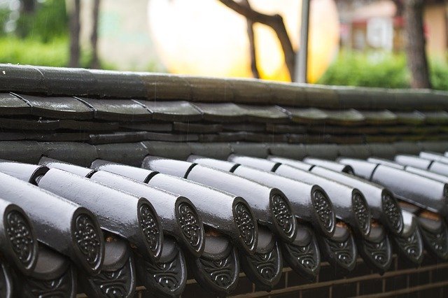 Read more about the article Tips To Help You With Roofing On  Your Home