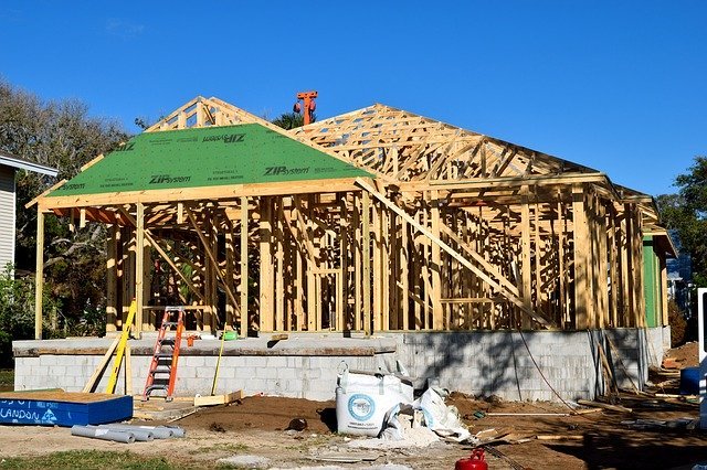 Read more about the article How To Stay On Top Of Taking Care Of Your Roof