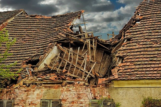 Read more about the article Tips To Help You With Roofing On  Your Home