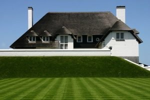 Read more about the article Tips For Keeping Your Roof In Tip-Top Shape