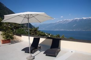 Read more about the article Tips For Choosing A Professional Roofing Company