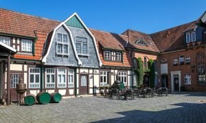 Read more about the article Roofing Tips That Can Really Help You Out
