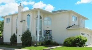 Read more about the article Easy Steps That Will Help You Take Care Of Your Roof